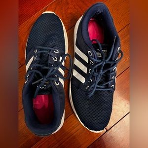 Size 7.5 adidas Women's Cloudfoam Qt Racer Running Shoe